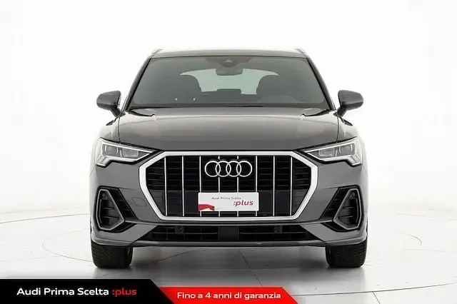 Usata Audi Q3 S-Line 150 CV (110 kW) 2024 Grigio daytona perla SUV