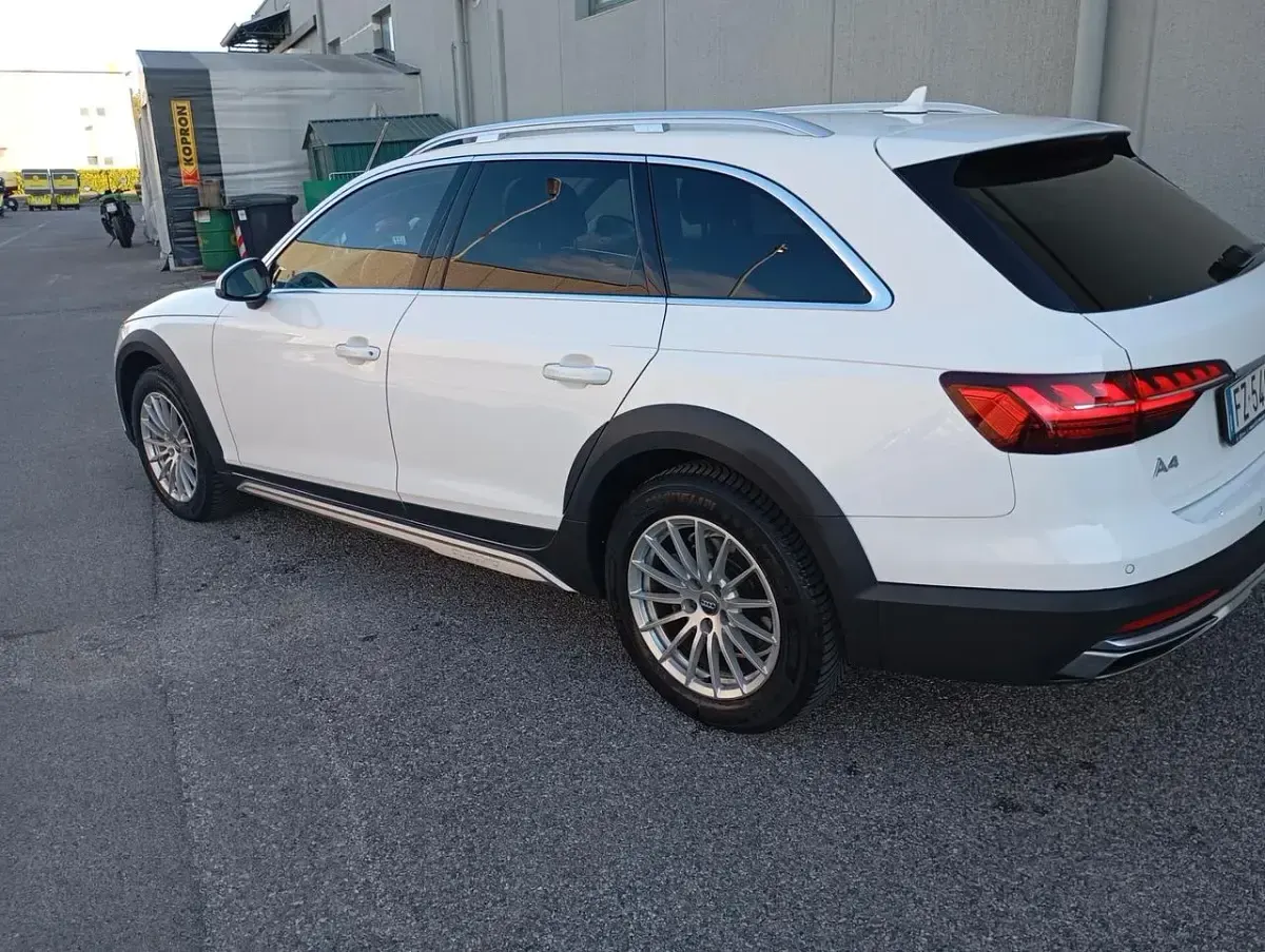 Usata Audi A4 Allroad Ambiente 190 CV (139 kW) 2019 Bianco Station wagon