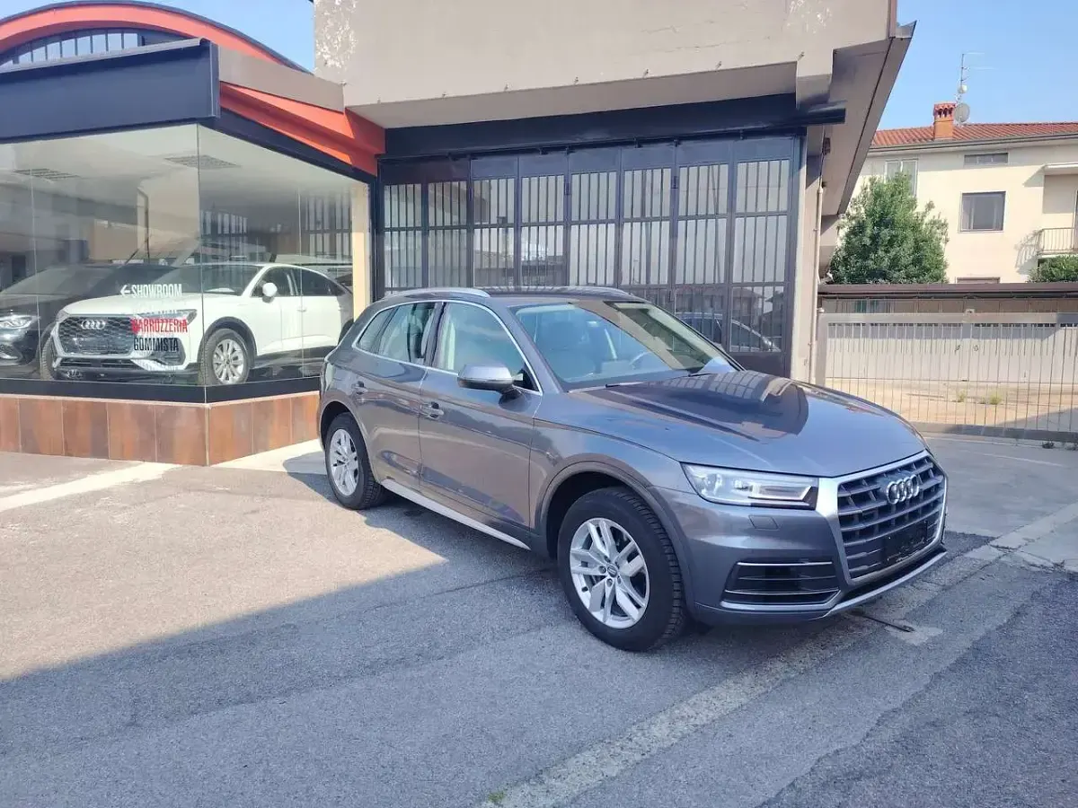 Usata Audi Q5 Business 252 CV (185 kW) 2020 Argento SUV