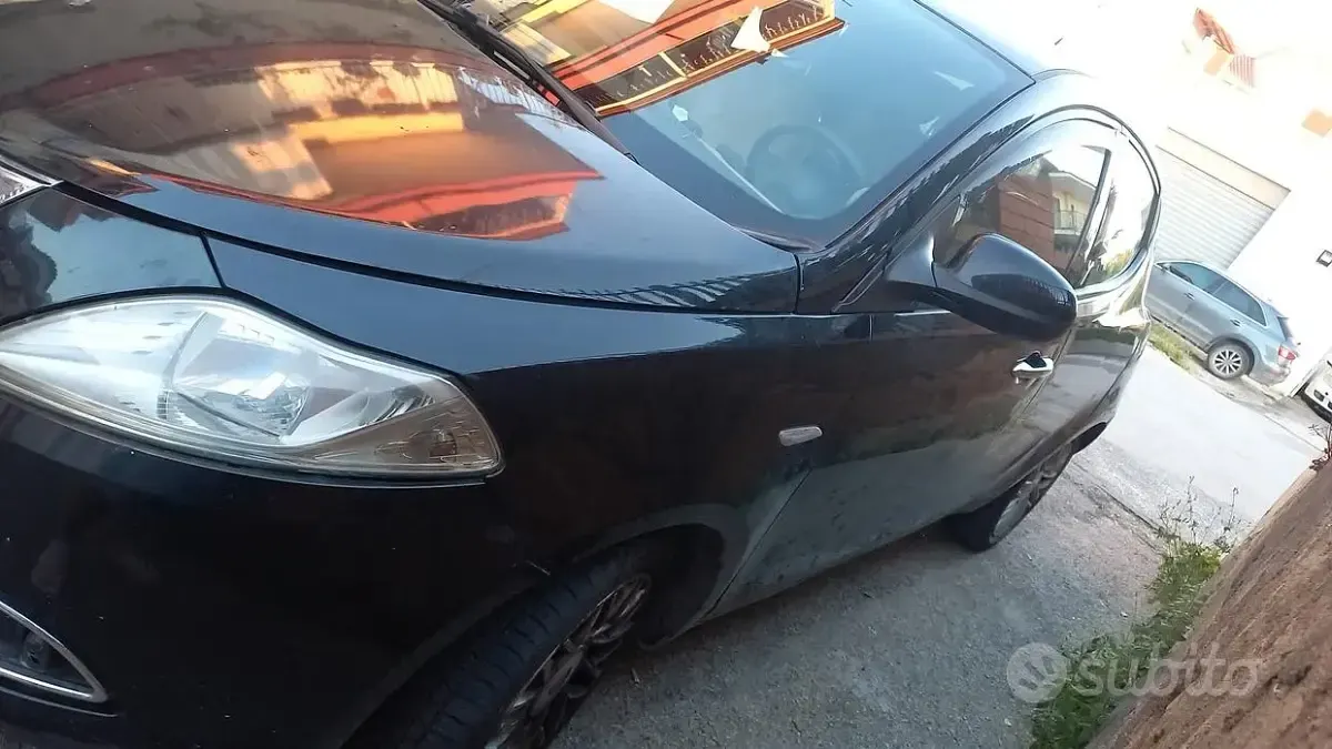 Gebraucht Lancia Ypsilon 95 PS (69 kW) 2013 Kleinwagen