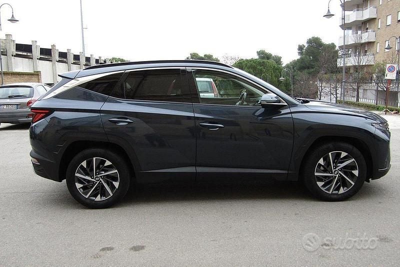 Usata Hyundai Tucson 116 CV (85 kW) 2021 Grigio SUV