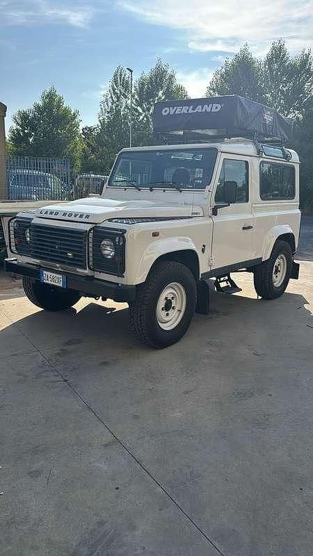 Usata Land Rover Defender SE 122 CV (89 kW) 2007 Bianco Station wagon