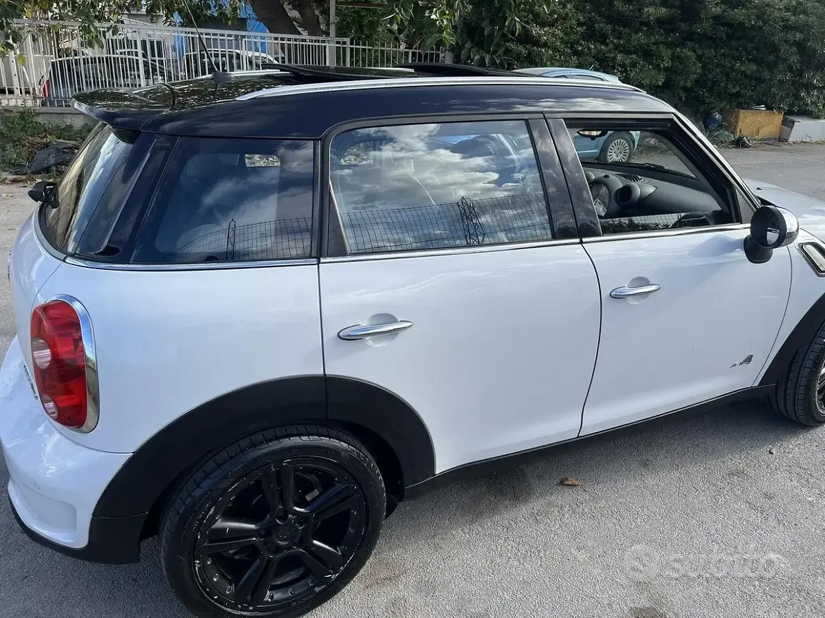 Usata Mini Cooper SD Countryman 143 CV (105 kW) 2011 Bianco SUV