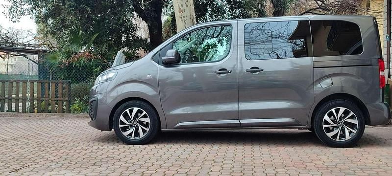 Usata Citroën Spacetourer Feel 177 CV (130 kW) 2018 Grigio Monovolume
