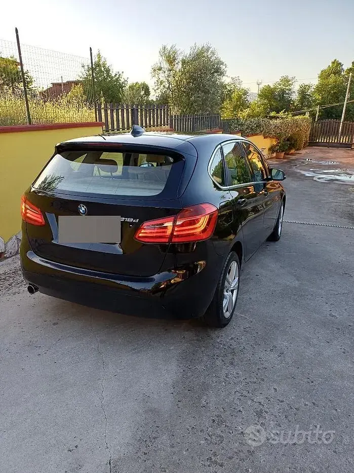 Usata BMW 218 150 CV (110 kW) 2018 Nero Monovolume