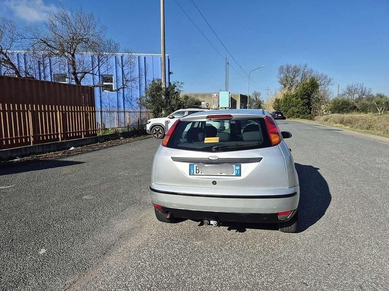 Usata Ford Focus Zetec 90 CV (66 kW) 2000 Other Berlina