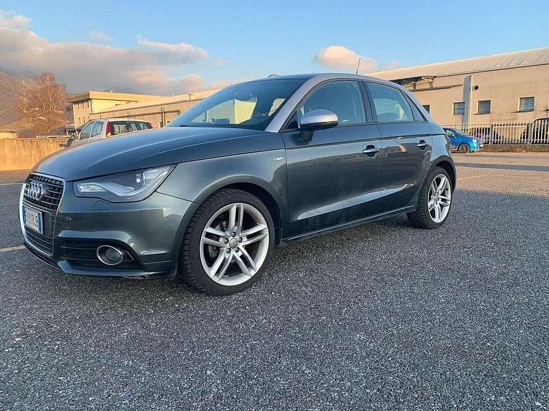 Usata Audi A1 Sportback S-Line 90 CV (66 kW) 2014 Grigio Utilitaria