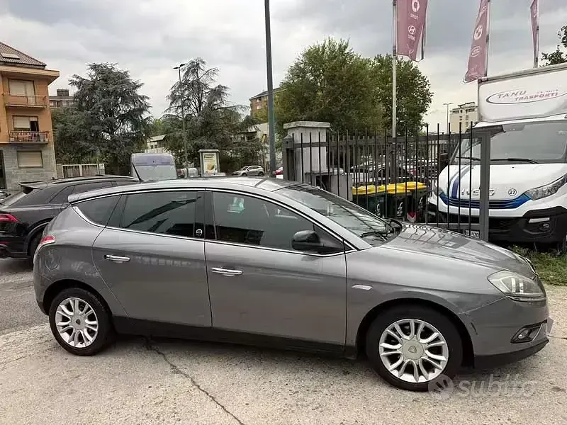 Usata Lancia Delta Gold 120 CV (88 kW) 2013 Other Utilitaria