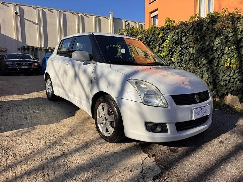 Usata Suzuki Swift GL 92 CV (67 kW) 2010 Bianco Berlina