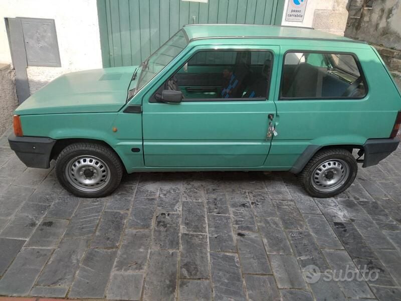 Verde Usata 1999 Fiat Panda Due volumi | 3000 € (Cara) - Immagine 1/4