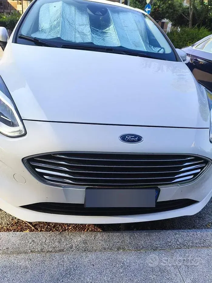 Usata Ford Fiesta Titanium 75 CV (55 kW) 2020 Bianco Utilitaria