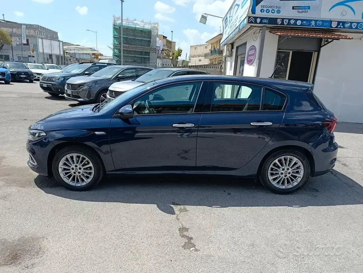 Occasion Fiat Tipo Life 131 ch (96 kW) 2021 Bleue Berline