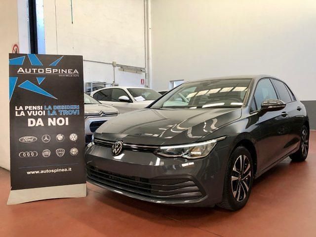 Grigio Usata 2021 VW Golf Life Tre volumi | 24.490 € (Buon prezzo) - Immagine 1/4