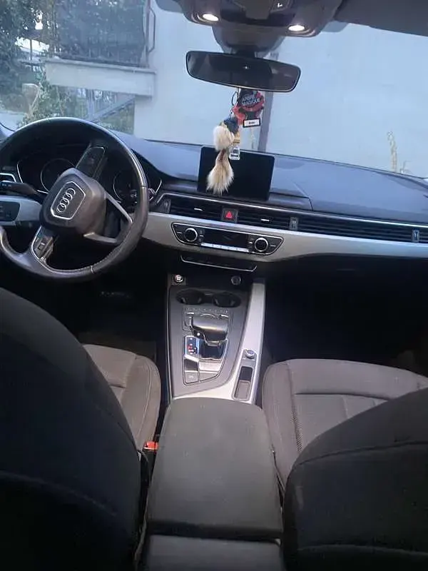 Begagnad Audi A4 Attraction 150 HK (110 kW) 2018 Kombi