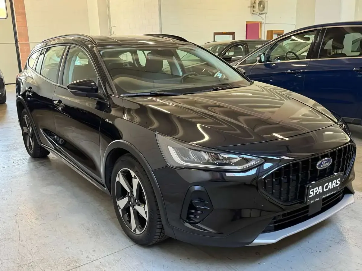 Usata Ford Focus Active 116 CV (85 kW) 2024 Nero Station wagon