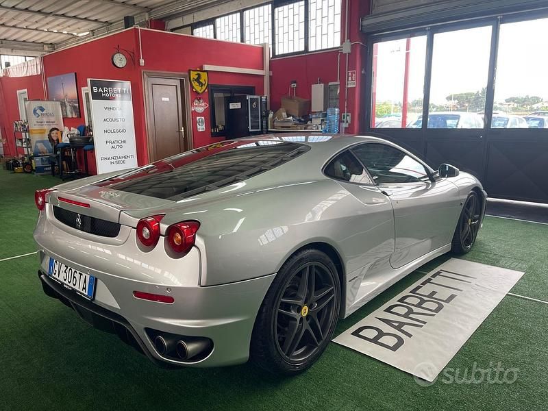 Begagnad Ferrari F430 490 HK (360 kW) 2007 Grå Sportkupé