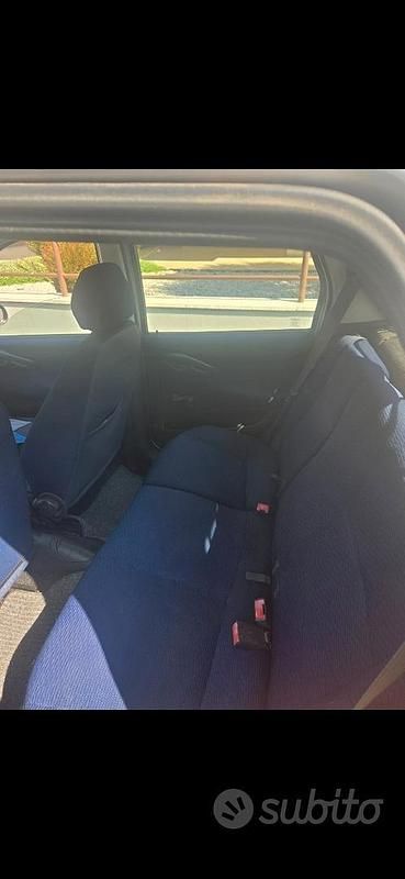 Usata Fiat Punto 60 CV (44 kW) 2001 Grigio Utilitaria