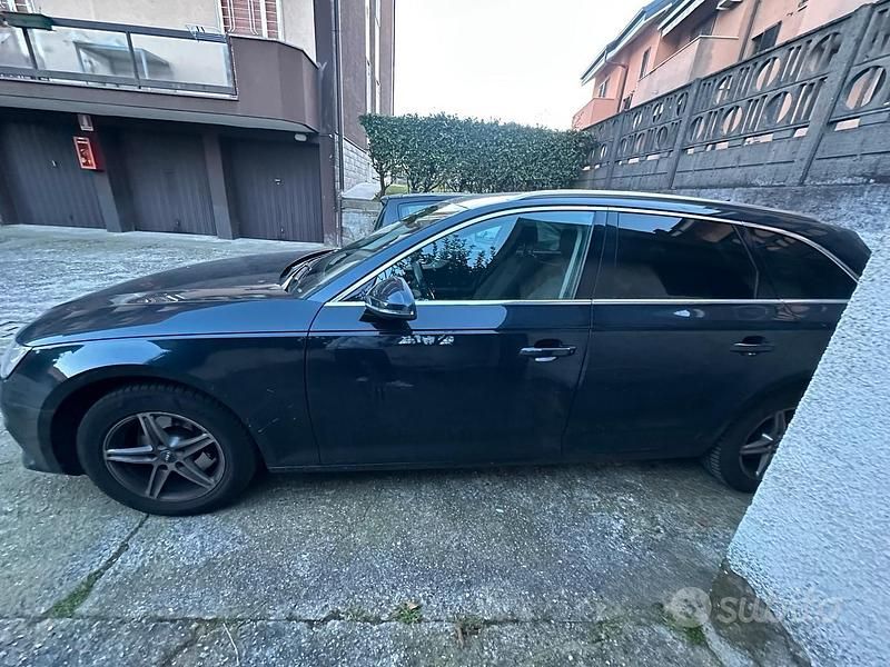 Blu Usata 2018 Audi A4 Sport Station wagon | 14.000 € (Super prezzo) - Immagine 1/4