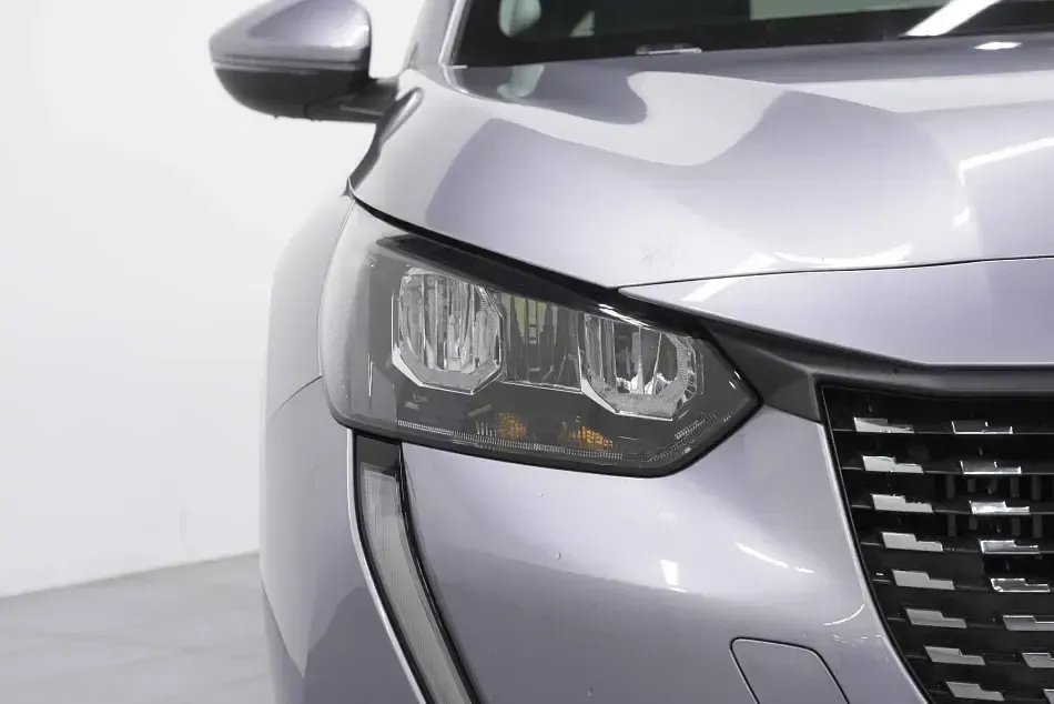 Usata Peugeot 208 101 CV (74 kW) 2021 Utilitaria