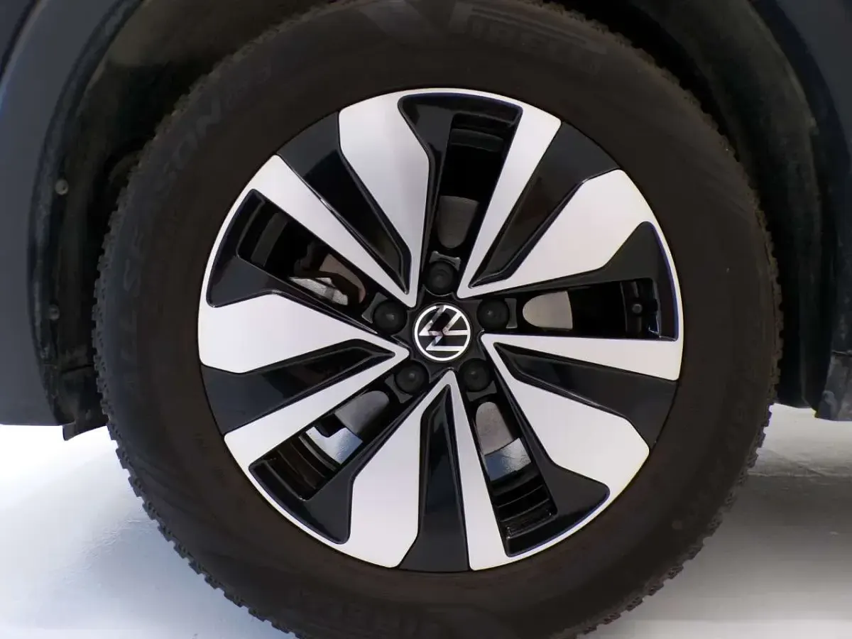 Usata VW T-Cross Life 95 CV (69 kW) 2024 Nero SUV