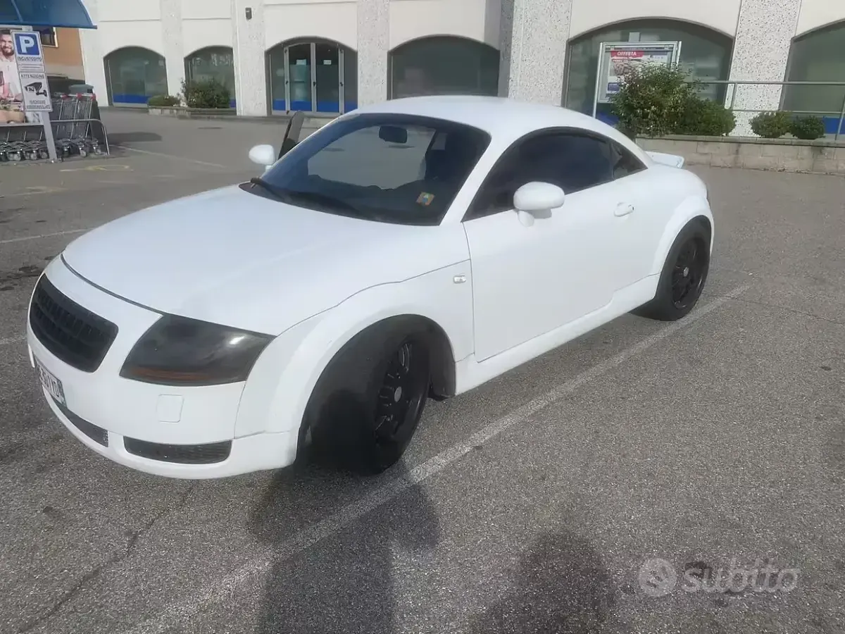 Usata Audi TT 179 CV (131 kW) 1999 Bianco Coupé
