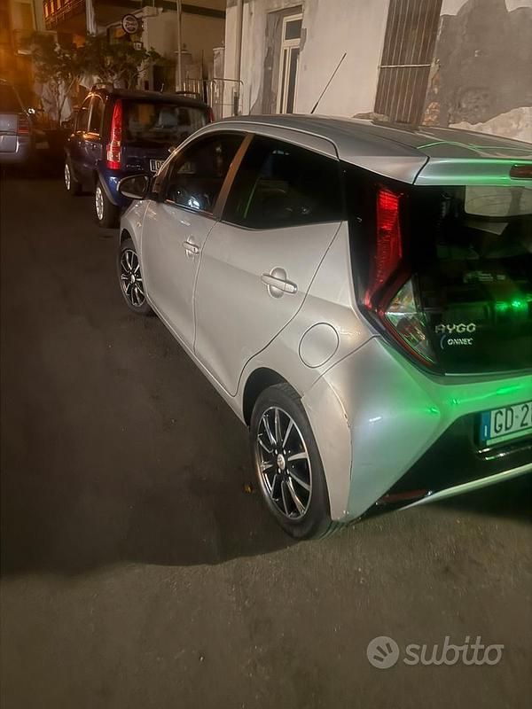 Usata Toyota Aygo 72 CV (52 kW) 2021 Utilitaria