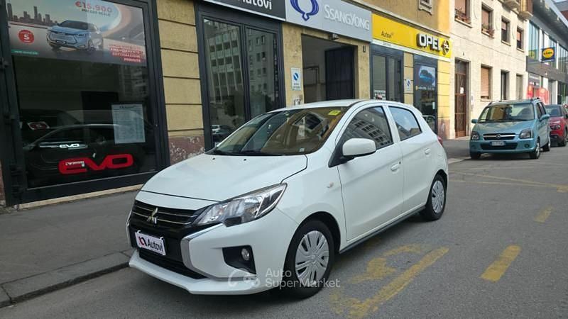 Usata Mitsubishi Space Star Intense 71 CV (52 kW) 2021 Bianco Utilitaria