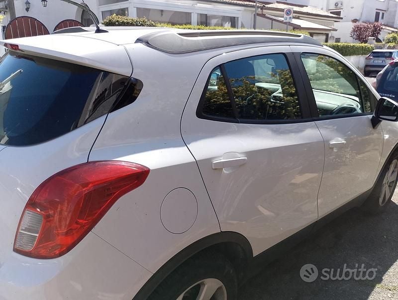 Usata Opel Mokka 140 CV (102 kW) 2016 Bianco SUV