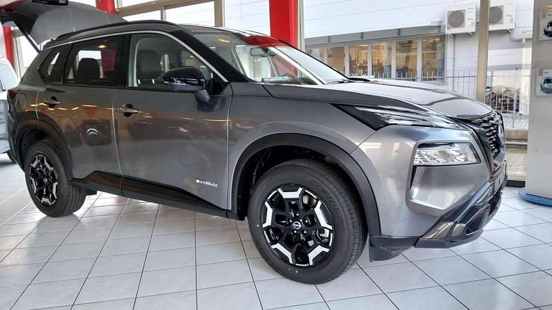 Nuova Nissan X-Trail 204 CV (150 kW) 2026 Grigio SUV