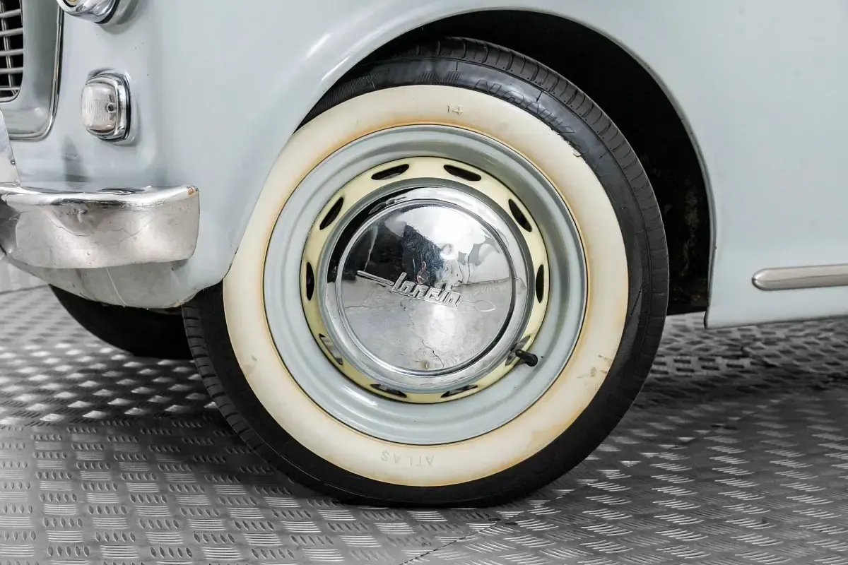 Usata Lancia Appia 48 CV (35 kW) 1962 Grigio Berlina