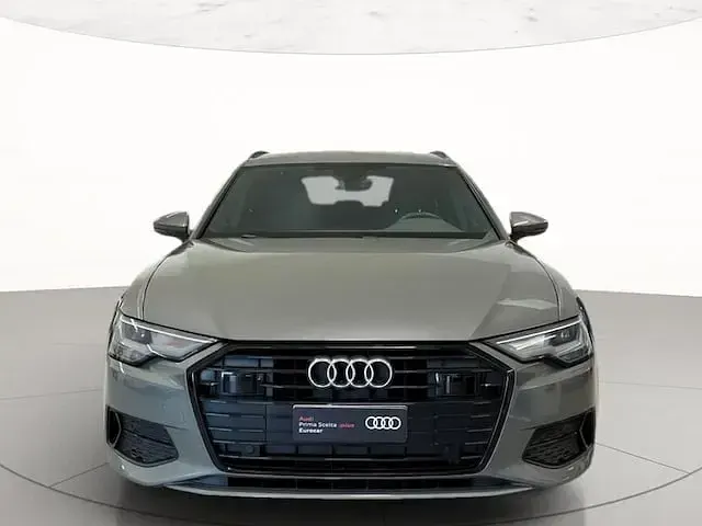 Usata Audi A6 Sport 204 CV (150 kW) 2023 Grigio chronos metallizzato Station wagon