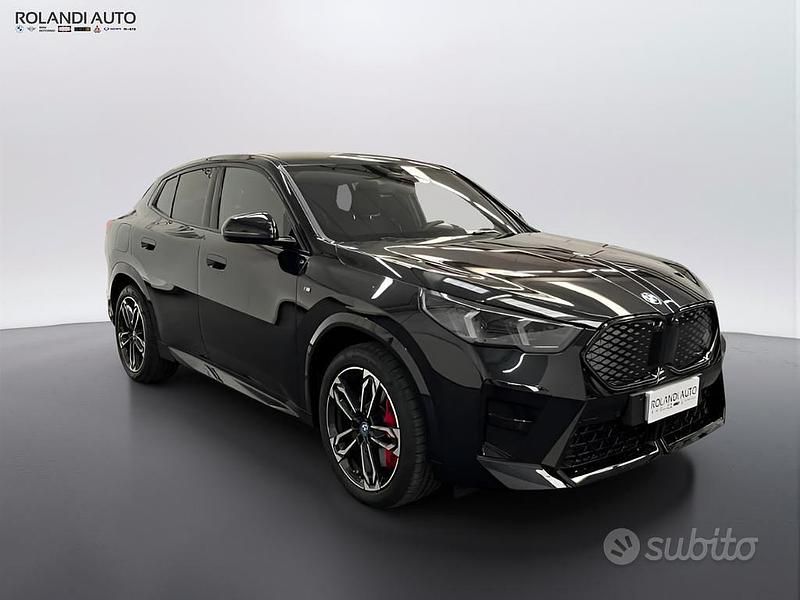 Usata BMW iX2 M Sport 150 kW (204 CV) 2025 Nero SUV