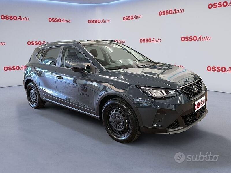 Usata Seat Arona Reference 95 CV (69 kW) 2025 Grigio SUV