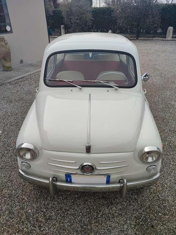 Usata Fiat 600 29 CV (21 kW) 1962 Berlina
