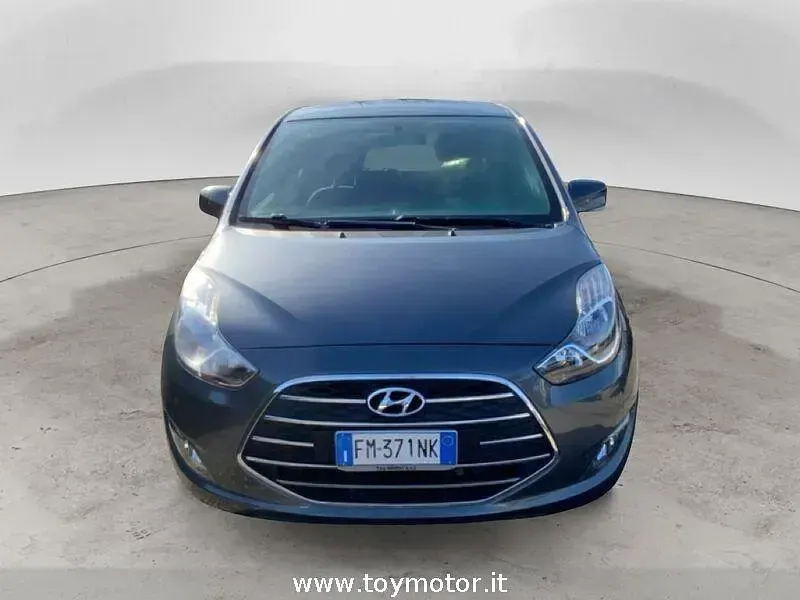 Usata Hyundai ix20 90 CV (66 kW) 2018 Grigio Utilitaria