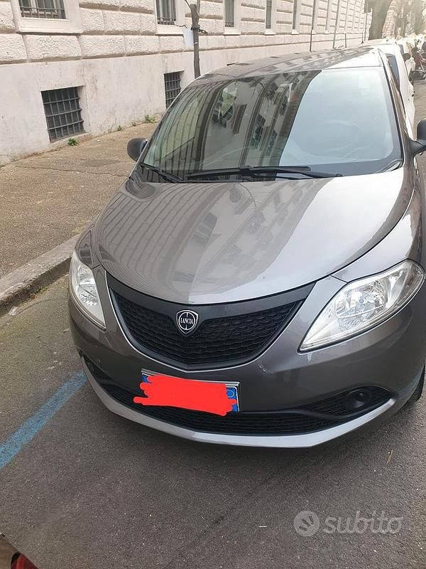 Usata Lancia Ypsilon 69 CV (50 kW) 2020 Utilitaria