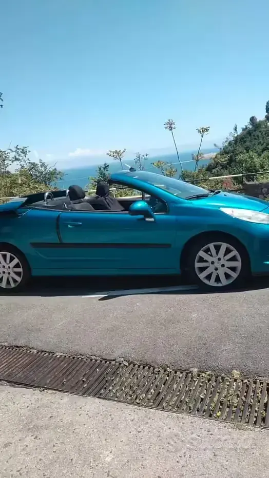 Usata Peugeot 207 112 CV (82 kW) 2007 Blu Cabrio