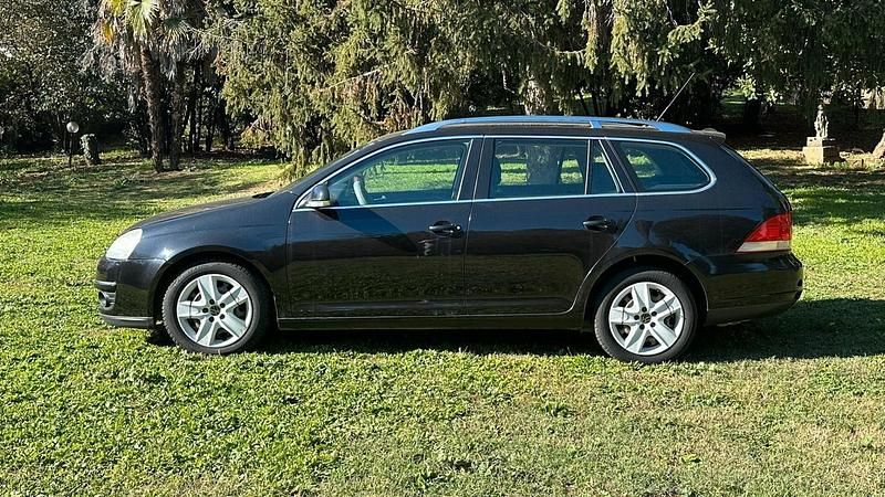 Usata VW Golf V Sportline 104 CV (76 kW) 2009 Nero Station wagon