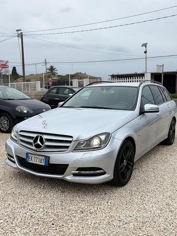 Usata Mercedes C250 2012 Grigio