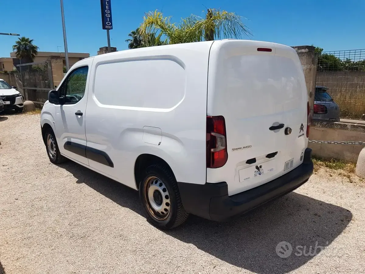 Usata Citroën Berlingo 102 CV (75 kW) 2019 Bianco Monovolume