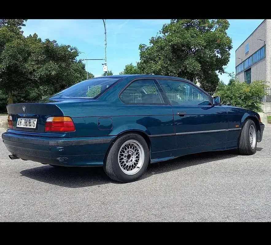 Usata BMW 318 140 CV (102 kW) 1997 Coupé