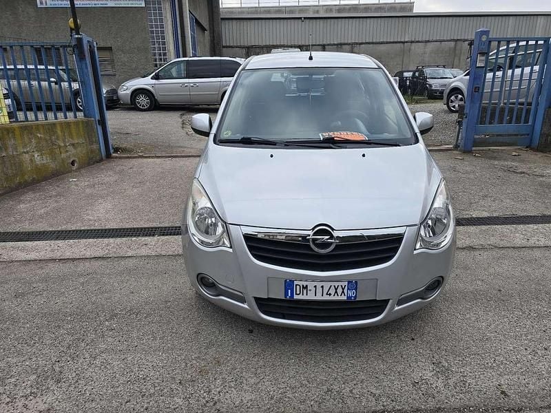 Usata Opel Agila Enjoy 86 CV (63 kW) 2008 Argento Utilitaria
