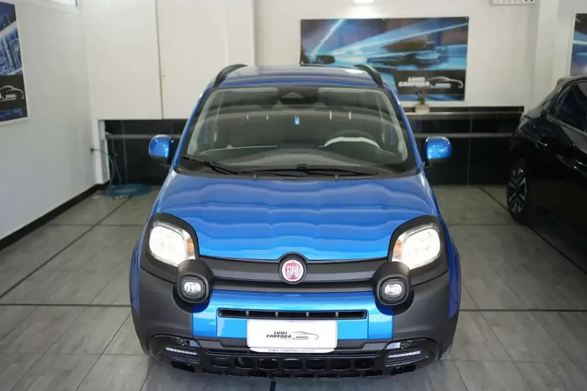Usata Fiat Panda Cross Cross 69 CV (50 kW) 2025 Blu italia Utilitaria
