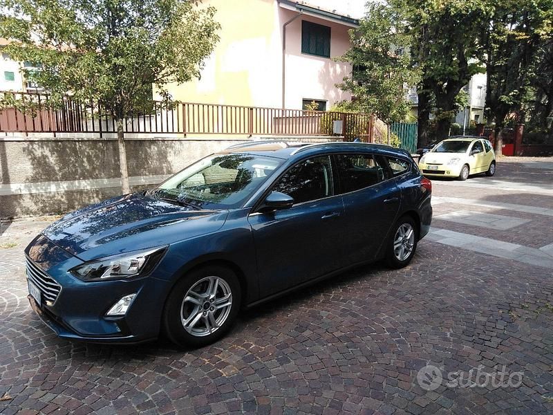 Usata Ford Focus Active 120 CV (88 kW) 2019 Blu Station wagon