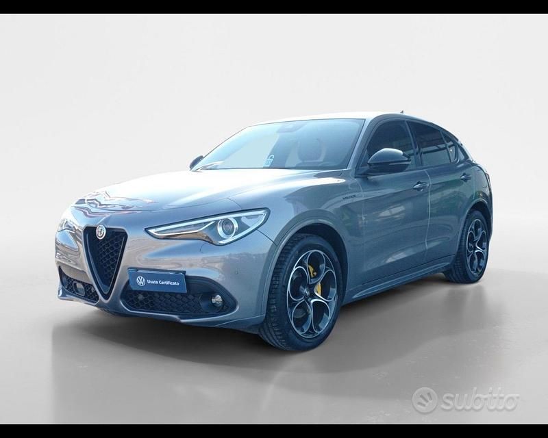 Usata Alfa Romeo Stelvio Ti 209 CV (153 kW) 2021 Grigio medio SUV