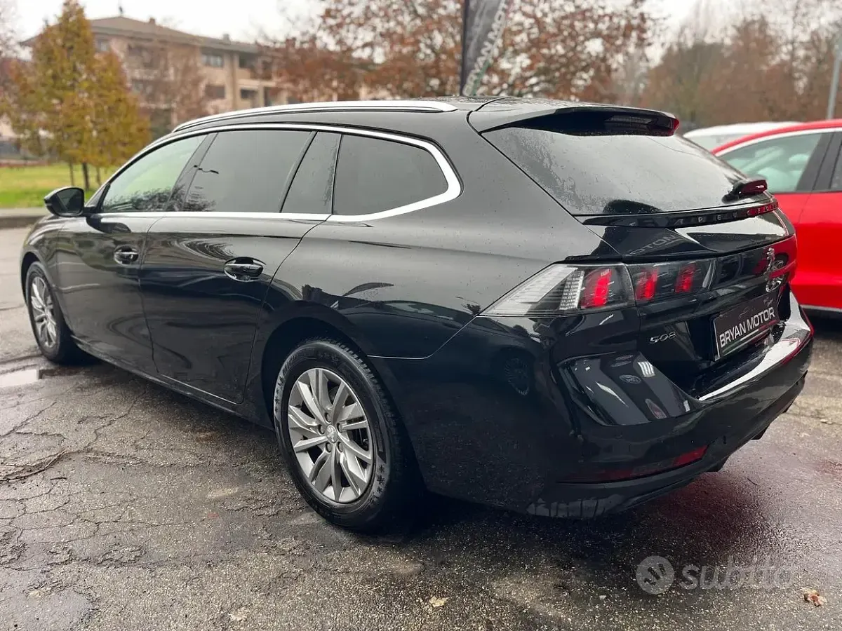 Gebraucht Peugeot 508 Active 131 PS (96 kW) 2021 Schwarz Kombi