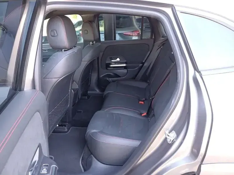 Usata Mercedes EQA250+ Advanced 139 kW (190 CV) 2025 Grigio montagna SUV