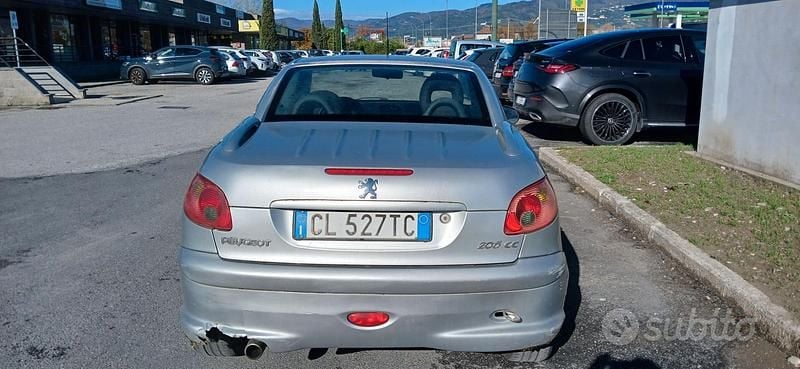 Begagnad Peugeot 206 CC 109 HK (80 kW) 2006 Grå Cab