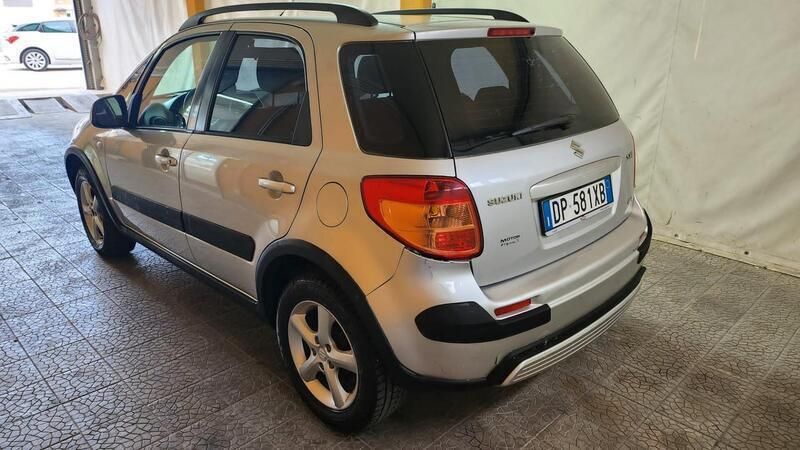 Usata Suzuki SX4 107 CV (78 kW) 2008 Grigio SUV
