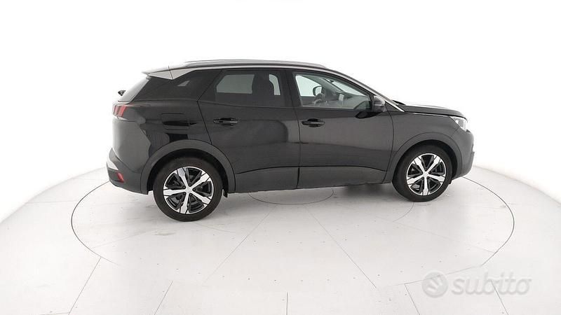 Usata Peugeot 3008 Business-Line 130 CV (95 kW) 2020 Nero SUV